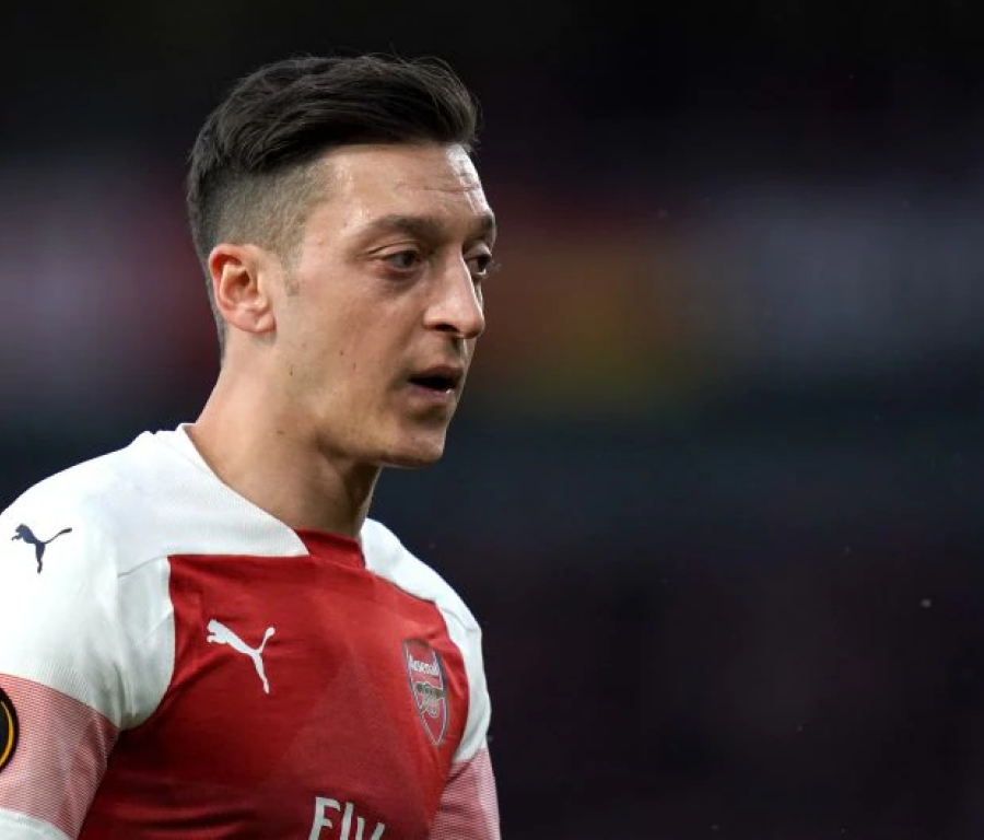 Mesut Özil